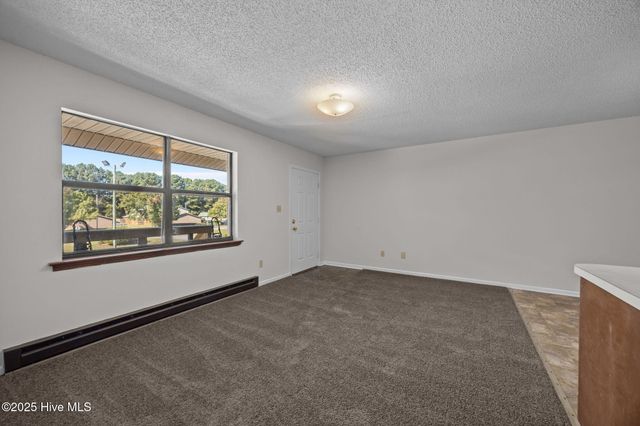 3209 Summer Place, Greenville, NC 27834