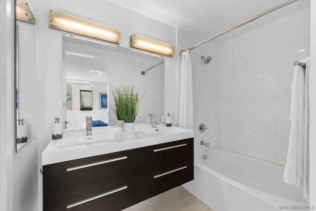 2189 Catalina Blvd, San Diego, CA 92107