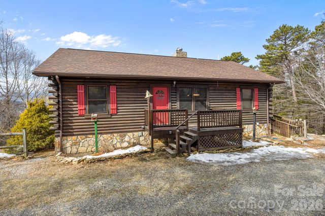 951 Pine Tree Road, Spruce Pine, NC 28777