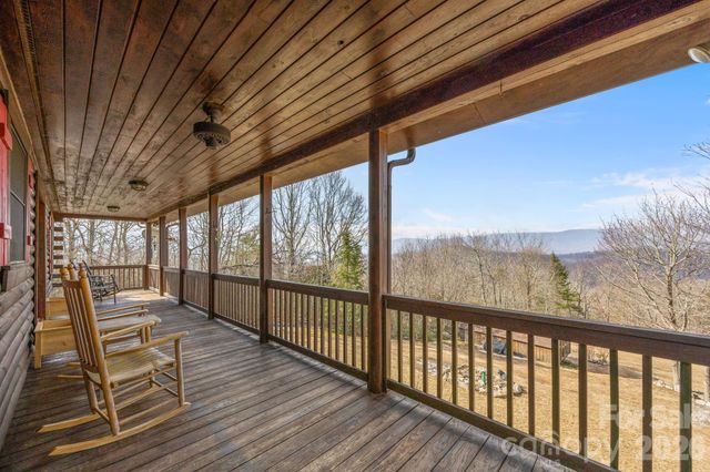 951 Pine Tree Road, Spruce Pine, NC 28777