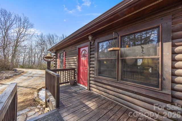 951 Pine Tree Road, Spruce Pine, NC 28777