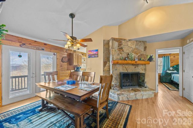 951 Pine Tree Road, Spruce Pine, NC 28777