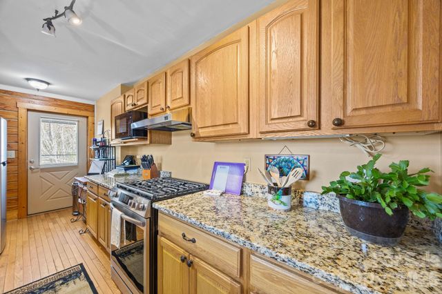 951 Pine Tree Road, Spruce Pine, NC 28777