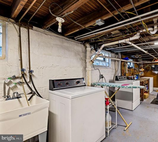 529 OVERBROOK RD, Baltimore, MD 21212