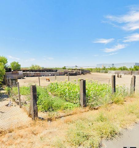 732 Briggs Ave, Lathrop, CA 95330