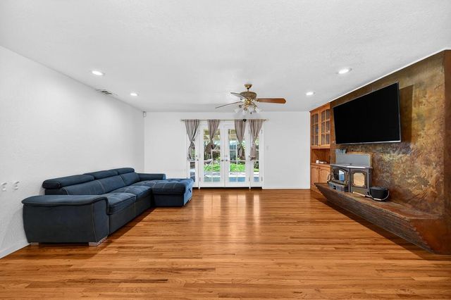 10832 Glenhaven Way, Rancho Cordova, CA 95670