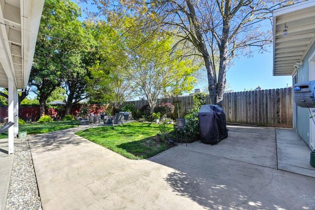 10832 Glenhaven Way, Rancho Cordova, CA 95670