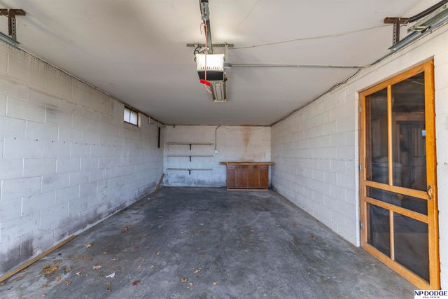 3523 S 50th Street, Omaha, NE 68106