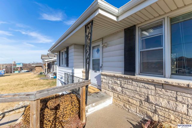 3523 S 50th Street, Omaha, NE 68106