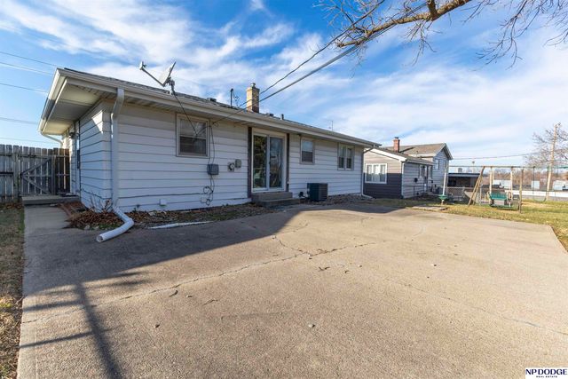 3523 S 50th Street, Omaha, NE 68106