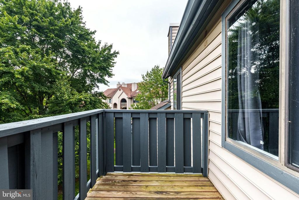 5116-C ABERDEEN DR, Mount Laurel, NJ 08054