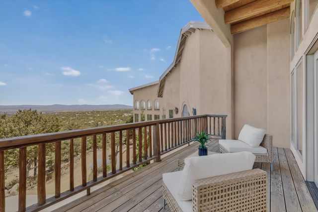 51 Coyote Mountain Road, Santa Fe, NM 87505