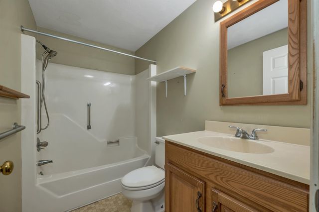 21 Mistwood Lane, Laconia, NH 03246
