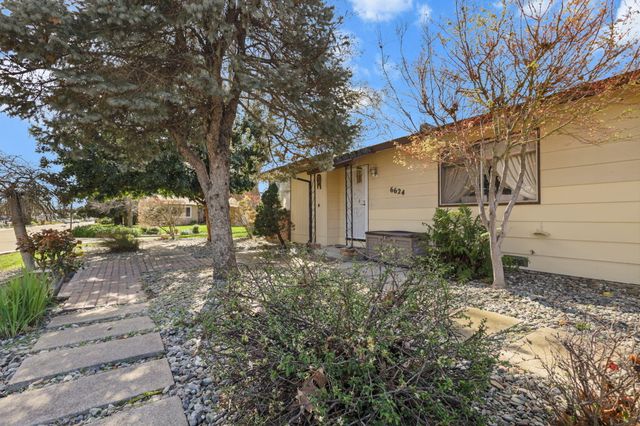 6624 Southgate Drive, Redding, CA 96001