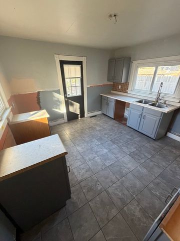 522 E Superior Street, Ottawa, IL 61350