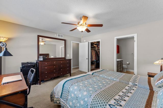 5848 Moonlight Way NE, Prior Lake, MN 55372