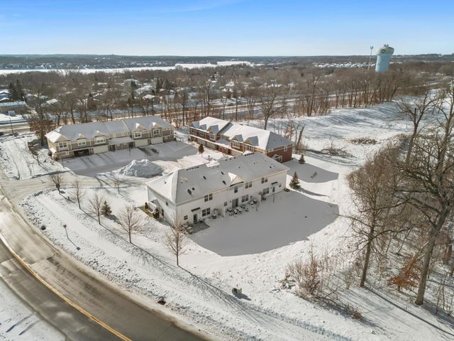 5848 Moonlight Way NE, Prior Lake, MN 55372