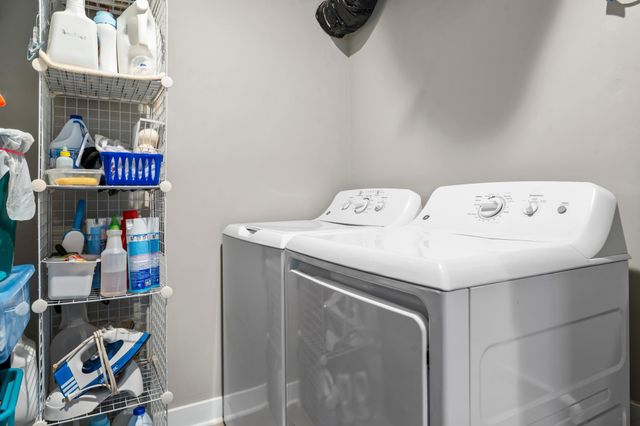 5848 Moonlight Way NE, Prior Lake, MN 55372