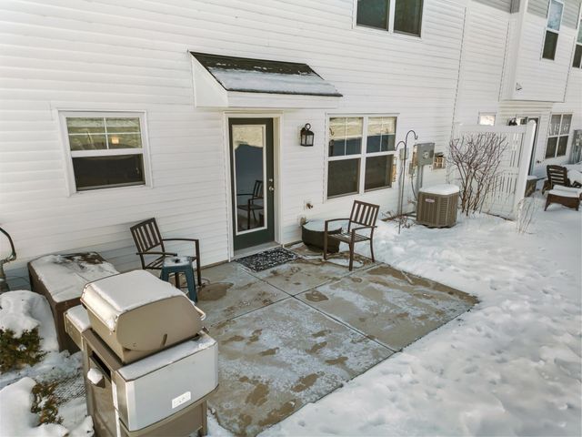 5848 Moonlight Way NE, Prior Lake, MN 55372