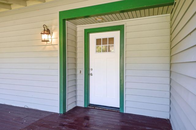 17634 Penny Ct, Grass Valley, CA 95949