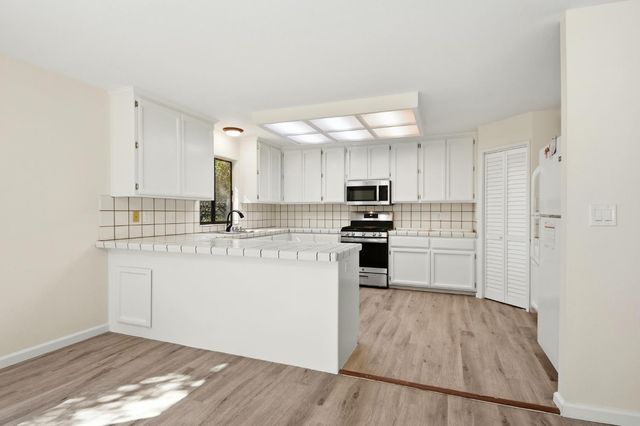 17634 Penny Ct, Grass Valley, CA 95949