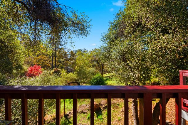 17634 Penny Ct, Grass Valley, CA 95949