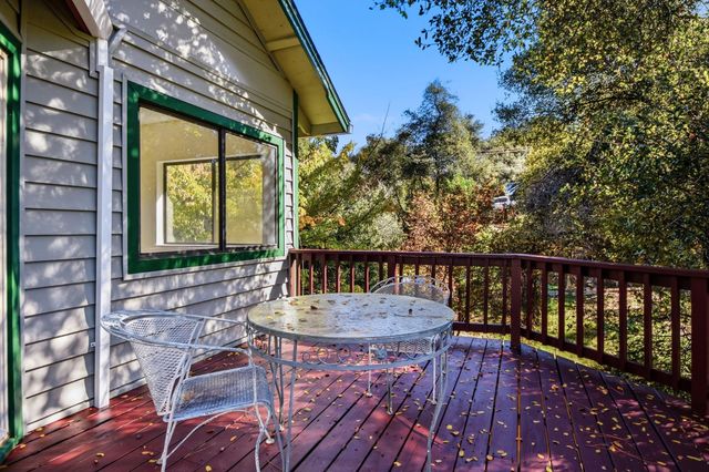 17634 Penny Ct, Grass Valley, CA 95949
