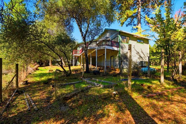 17634 Penny Ct, Grass Valley, CA 95949