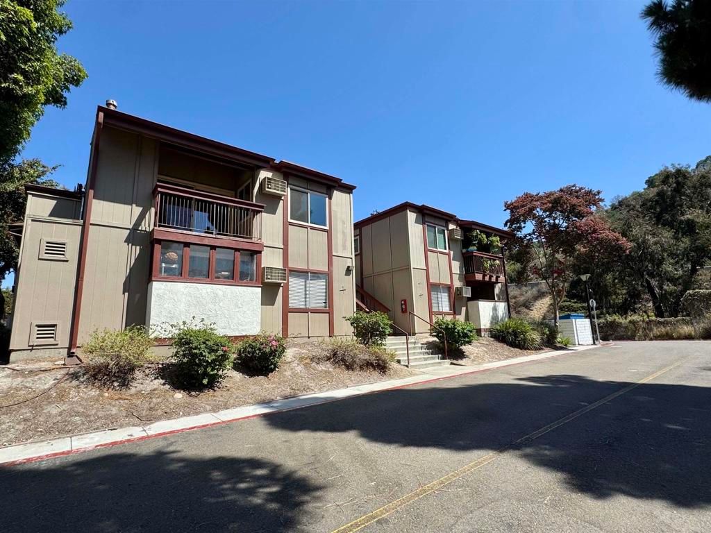 5473 Adobe Falls Rd- 16, San Diego, CA 92120 — photo 2