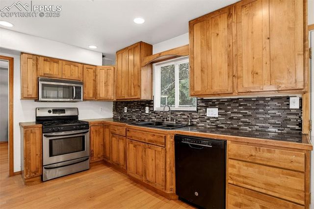 2801 Dawn Drive, Colorado Springs, CO 80918