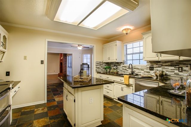 512 Gazelle Trail, Harker Heights, TX 76548