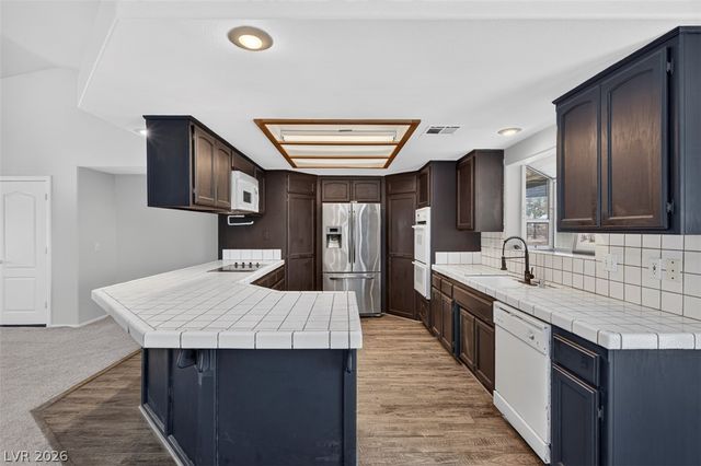 761 East Jaybird Street, Pahrump, NV 89048