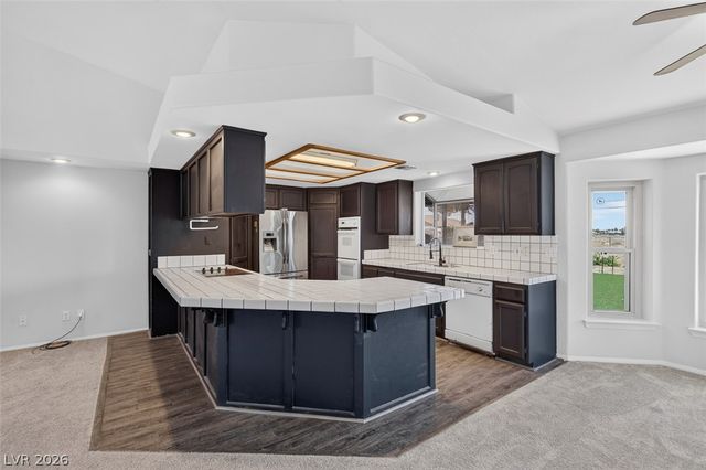 761 East Jaybird Street, Pahrump, NV 89048