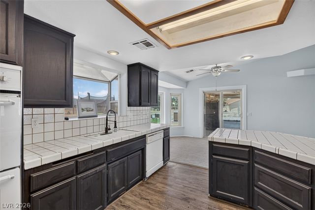 761 East Jaybird Street, Pahrump, NV 89048