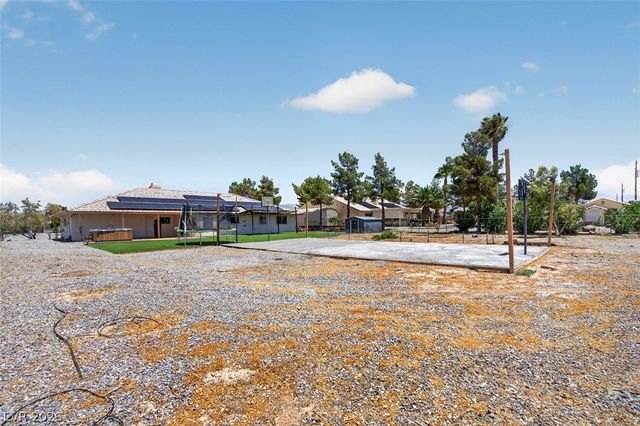 761 East Jaybird Street, Pahrump, NV 89048