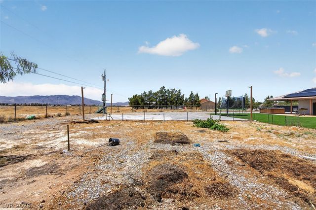 761 East Jaybird Street, Pahrump, NV 89048