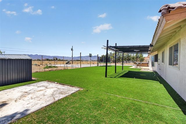 761 East Jaybird Street, Pahrump, NV 89048