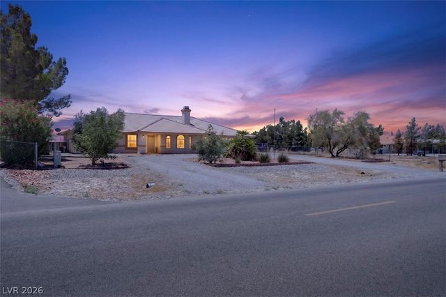 761 East Jaybird Street, Pahrump, NV 89048