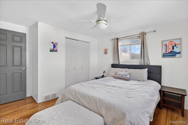 13262 Carol Avenue, Warren, MI 48088