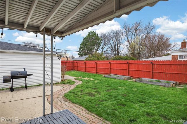 13262 Carol Avenue, Warren, MI 48088