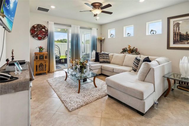 1895 SPRING SHOWER CIRCLE, Kissimmee, FL 34744