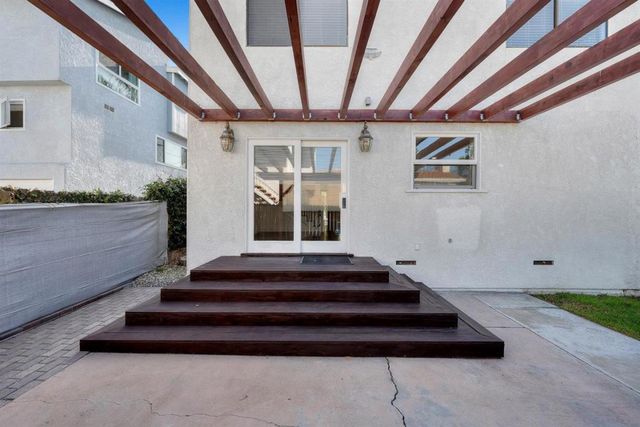 619 Beryl Street, Redondo Beach, CA 90277