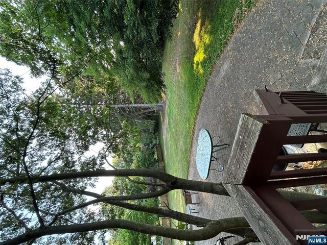 157 Paramus Road, Paramus, NJ 07652