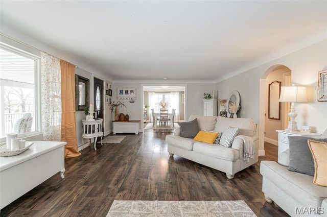 9081 W Red Oak Road, Rosebud, MO 63091