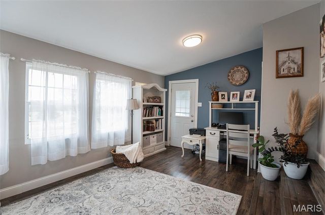 9081 W Red Oak Road, Rosebud, MO 63091