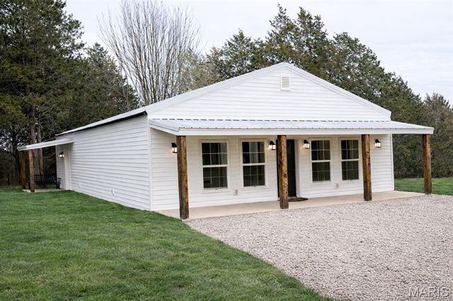 9081 W Red Oak Road, Rosebud, MO 63091