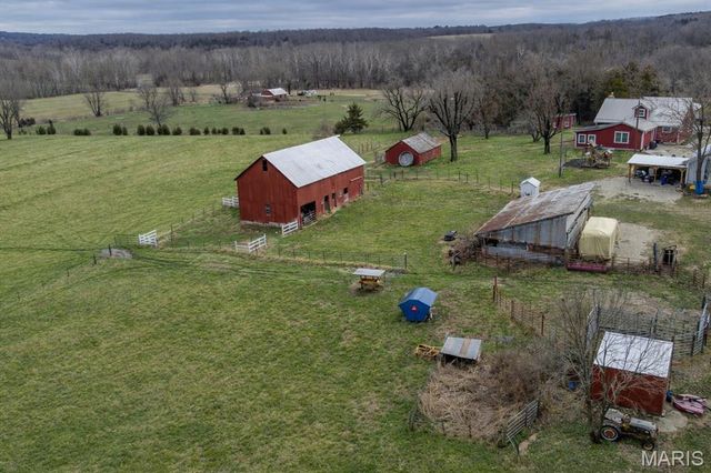 9081 W Red Oak Road, Rosebud, MO 63091