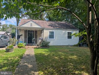 1939 STORM DR, Falls Church, VA 22043