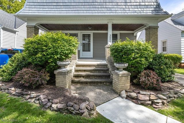 3806 Liggett Drive, Parma, OH 44134