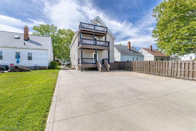 3806 Liggett Drive, Parma, OH 44134